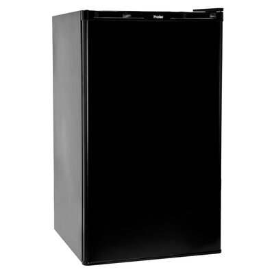 Haierblack Refrigerator on Haier 3 2 Cu  Ft  Refrigerator Freezer In Black
